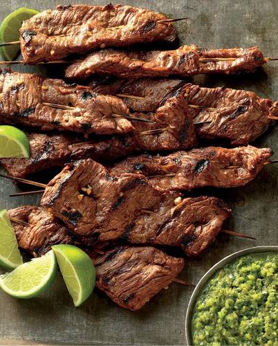 Beer-Marinated Skirt Steak Skewers with Green Chile Sauce